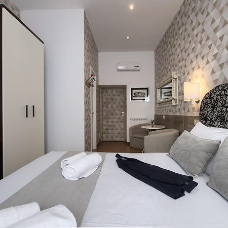 Domus Pietro Inn Rzym Zewnętrze zdjęcie