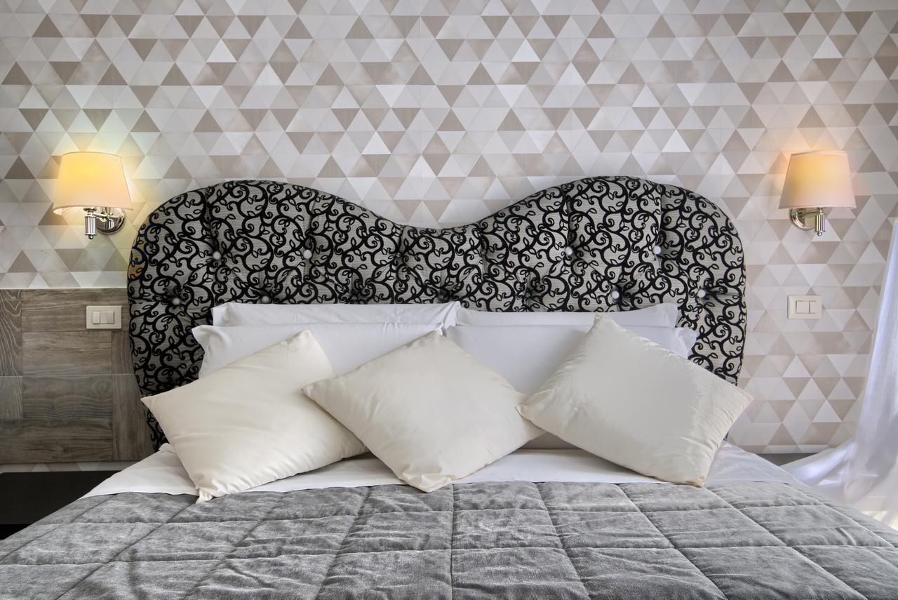 Domus Pietro Inn Rzym Zewnętrze zdjęcie