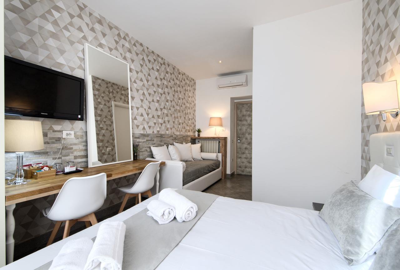 Domus Pietro Inn Rzym Zewnętrze zdjęcie